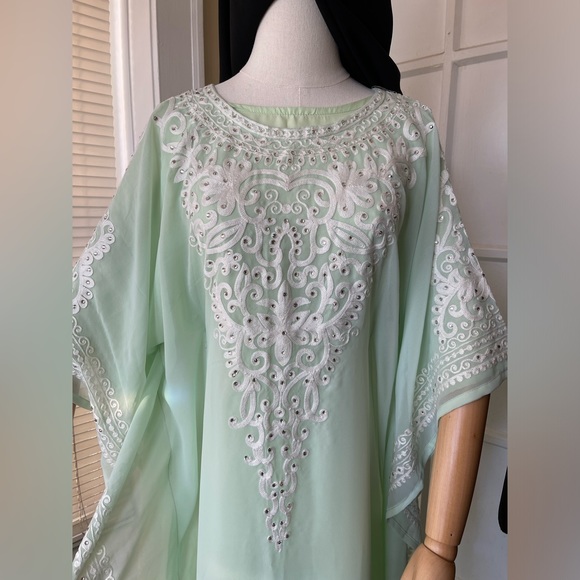 Party kaftan - Picture 3 of 4